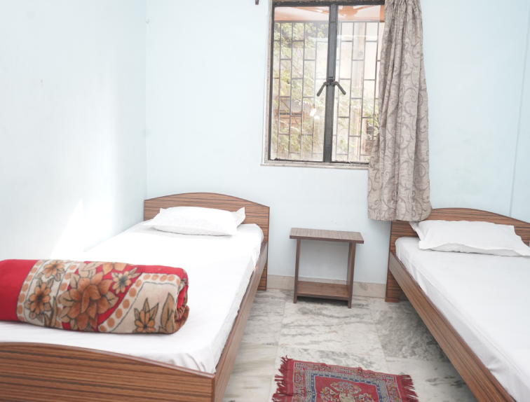 1200 Room