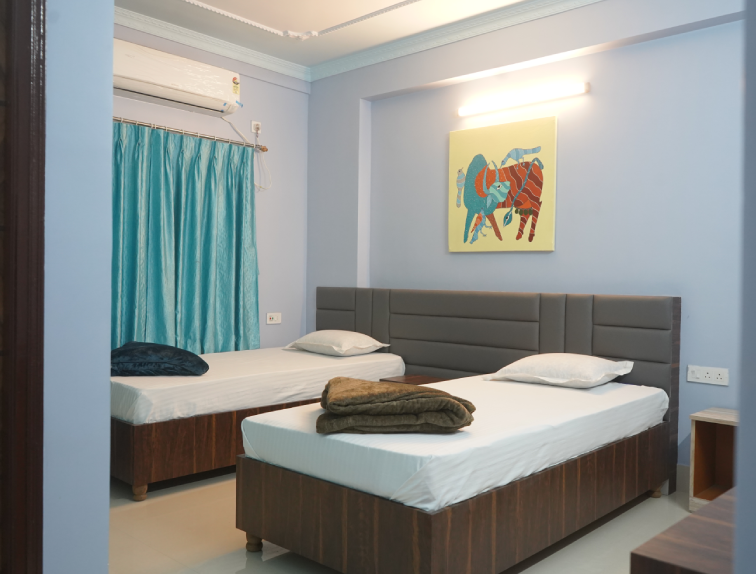 2000 Room